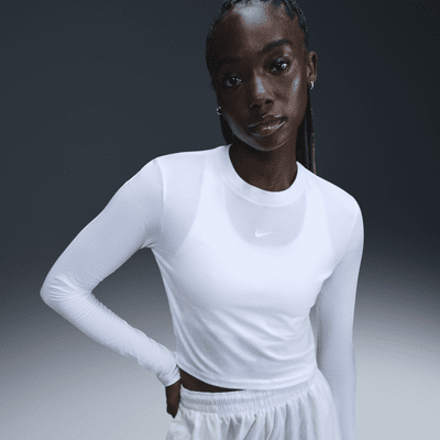 Reviews: Nike Sportswear Chill Knit Women's Slim Long-Sleeve